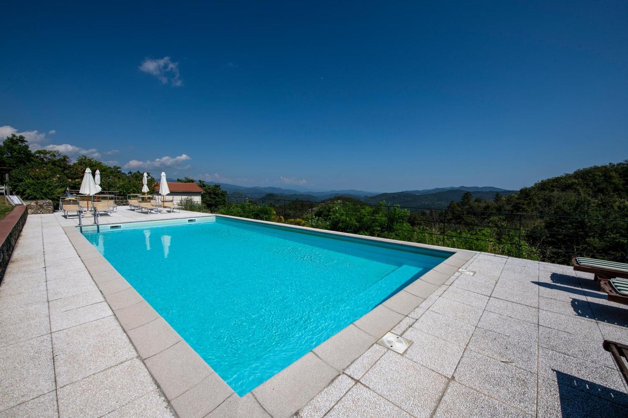 211 - Appartamento Acacia, Terrazza Giardino E Piscina Carro Exterior photo