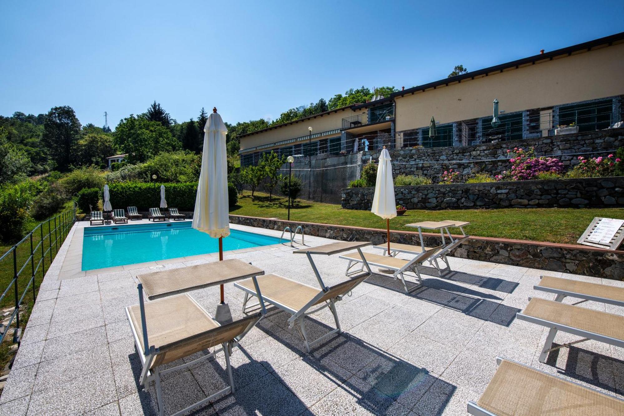 211 - Appartamento Acacia, Terrazza Giardino E Piscina Carro Exterior photo
